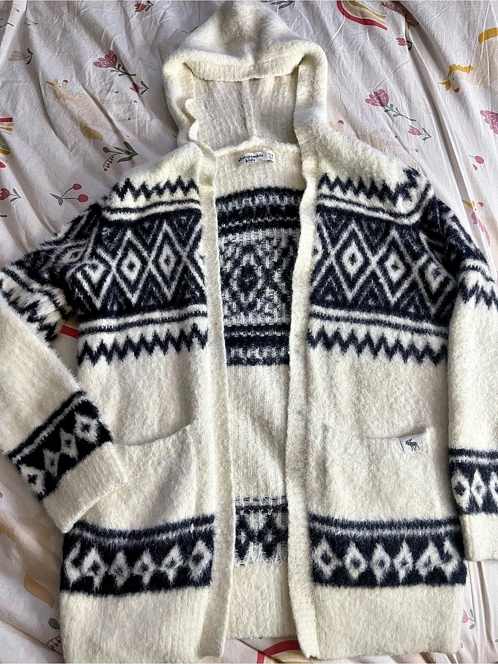 Abercrombie Kids Girls 7/8 Cream & Black Hooded Cardigan